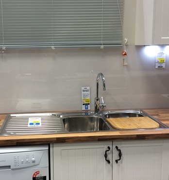 Bellassimo Acrylic Splashbacks & Shower Wall Panels Image