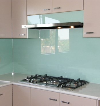 VetroPoly Toughened StarFire Glass Image