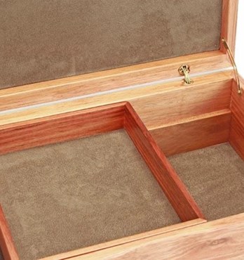 Tamar Large Blackwood Jewellery Box With Tray Image