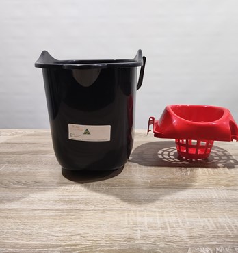 18 LT Mop Bucket Image