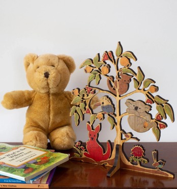 Australian Wildlife Tree Image