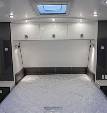 Hilltop Thredbo Image