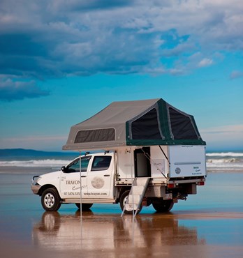 Trayon Dual-cab Slide-on Camper Image