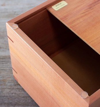 Cremation Ashes Box Tiger Myrtle Image