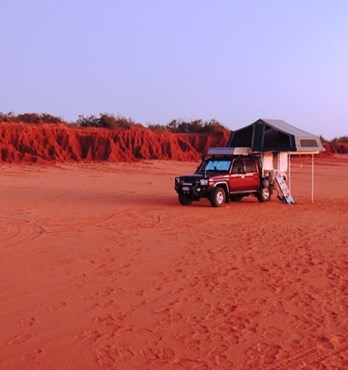 Trayon Dual-Wide Slide-on Camper Image