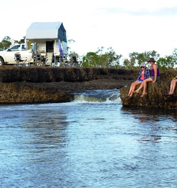 Trayon Dual-Wide Slide-on Camper Image