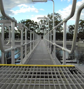 Fabricated Grating Image