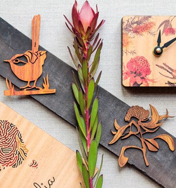 Framed Artworks, Wall Hangings, Prints & Clocks Image