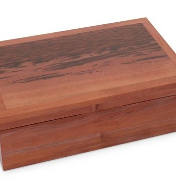 Tamar Large Tiger Myrtle Jewellery Box With Tray Image