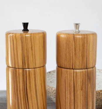 Tassie Sassafras Salt & Pepper Mills Image