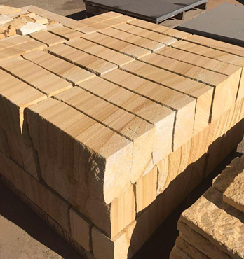 Split Blocks for Retaining Wall & Garden Edging - Landscaping Stone Image