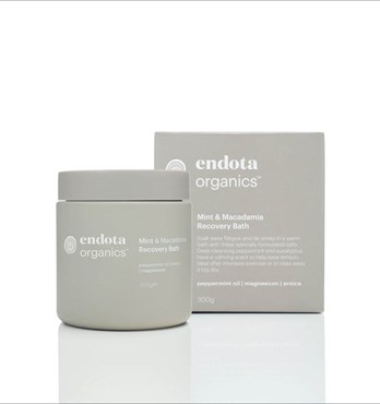 endota spa Rest & Restore Mint & Macadamia Recovery Bath Image